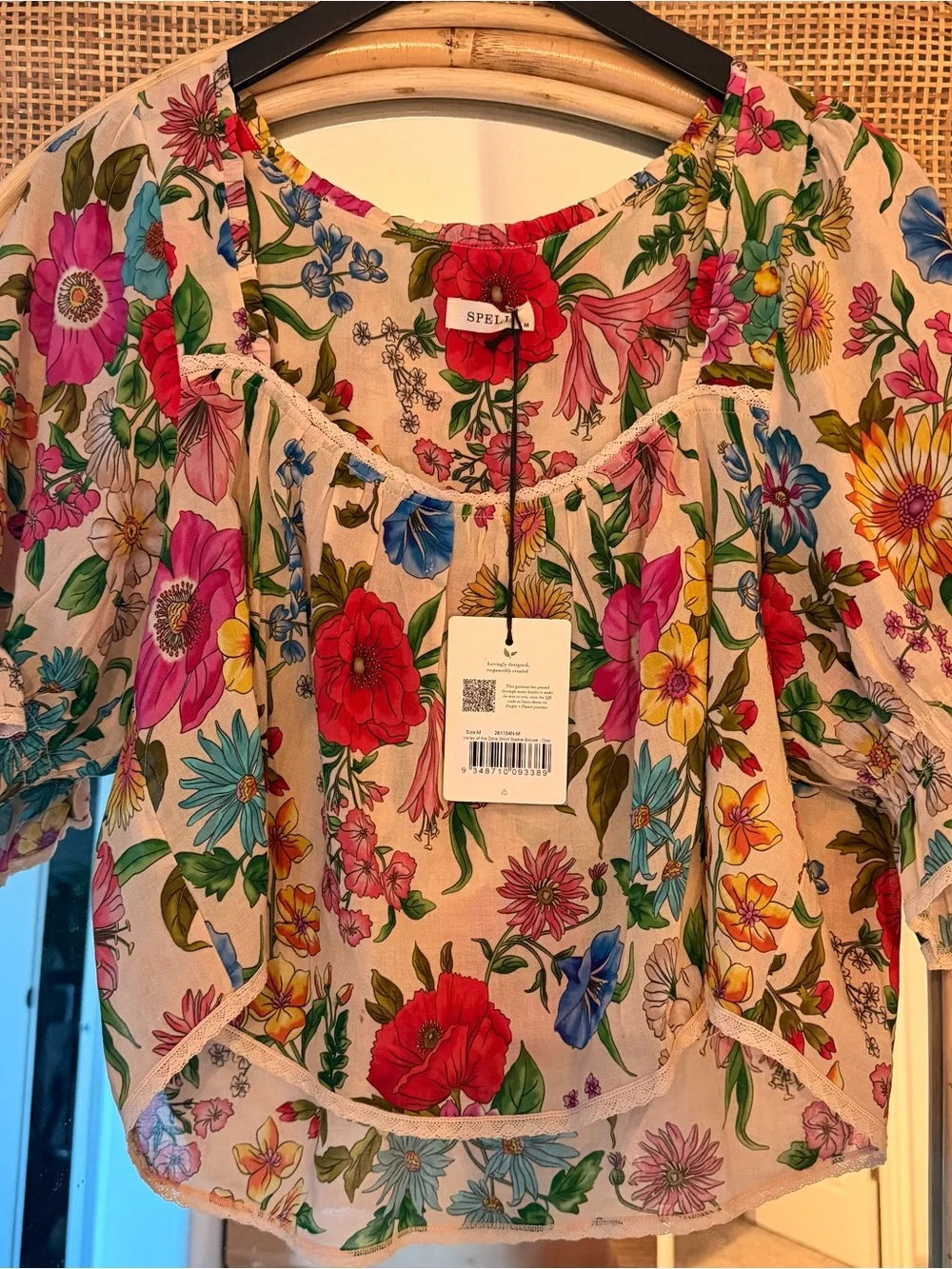 Spell Medium Valley of the dolls Floral Puff-Sleeve- Cream Multicolor top Blooms